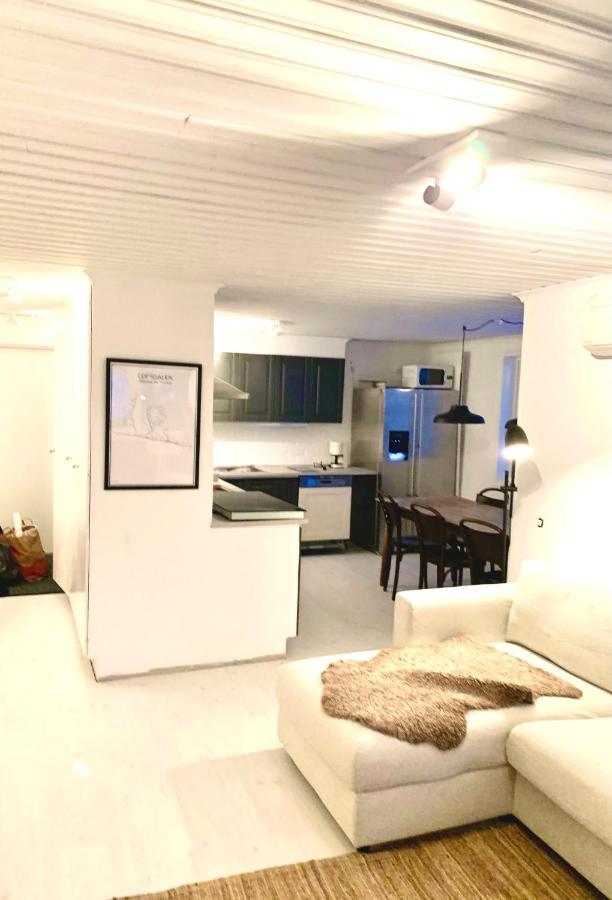 1125 Fjaellstugan * Lofsdalen